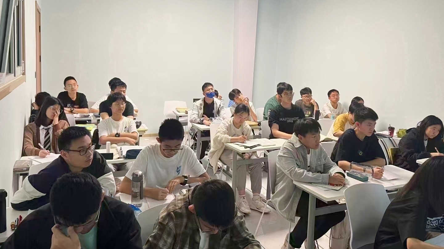 廊坊高二全科辅导班有哪些，廊坊锐满分教育高二一对一辅导课时费(3)